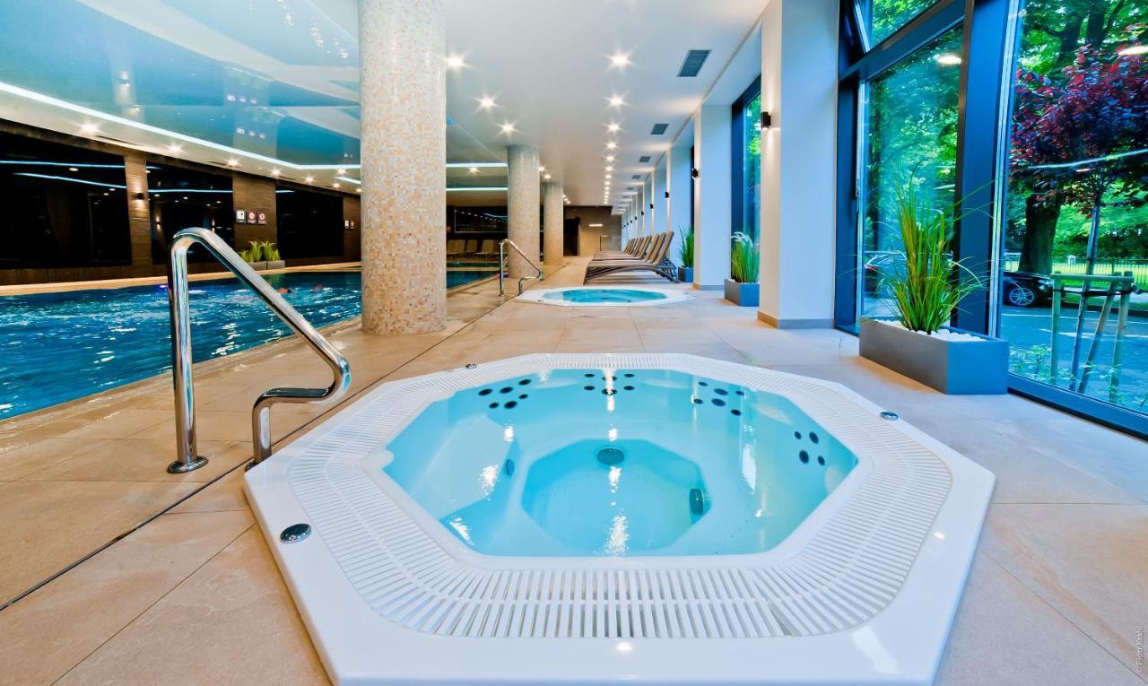 Porty B103 Nadmorskie Tarasy Pool Sauna Parking Kolobrzeg Exterior photo